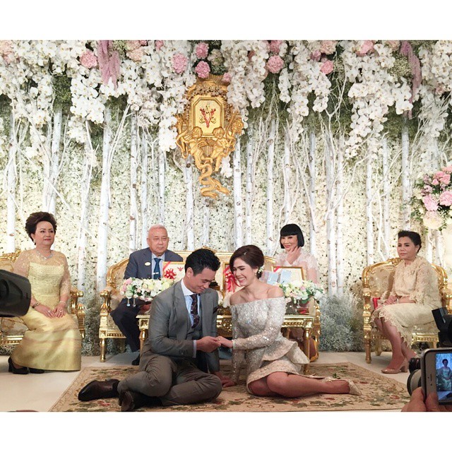 ชมพู่ อารยา แต่งงาน น็อต วิศรุต ชมพู่ อารยา แต่งงาน น็อต วิศรุต