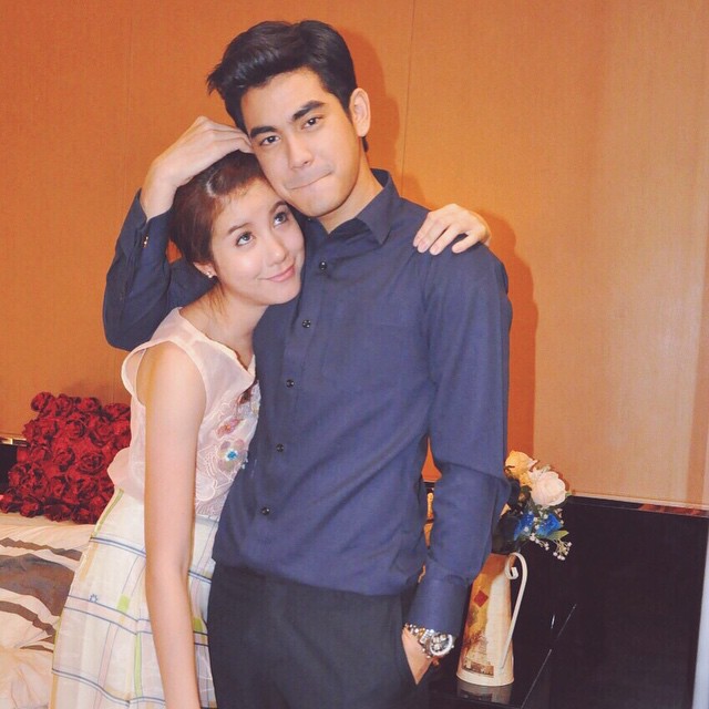 ฌอห์ณ เอสเธอร์ ฌอห์ณ เอสเธอร์