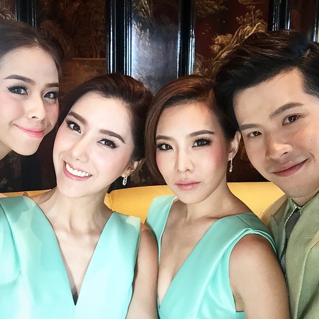 งานแต่งชมพู่ อารยา น็อต วิศรุต กับขบวนขันหมากอลังการดาวล้านดวง ! งานแต่งชมพู่ อารยา น็อต วิศรุต กับขบวนขันหมากอลังการดาวล้านดวง !