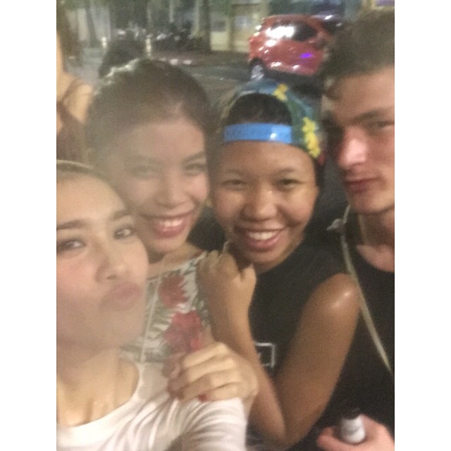 รวมภาพดารา แฮปปี้ดี๊ด๊าเล่นน้ำวันสงกรานต์ สาดน้ำกันสนุกเว่อร์ รวมภาพดารา แฮปปี้ดี๊ด๊าเล่นน้ำวันสงกรานต์ สาดน้ำกันสนุกเว่อร์