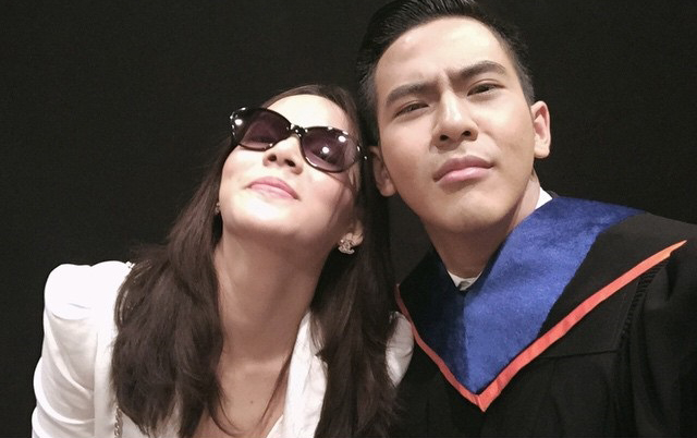 เต้ย พงศกร รับปริญญา ม.กรุงเทพ ปราง วาววา บอม ร่วมยินดี เต้ย พงศกร รับปริญญา ม.กรุงเทพ ปราง วาววา บอม ร่วมยินดี