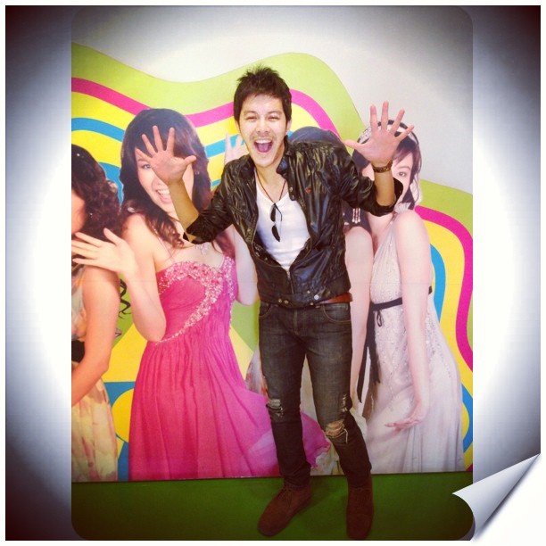 เชน เตชินท์ ปิ่นชาตรี เชน เตชินท์ ปิ่นชาตรี