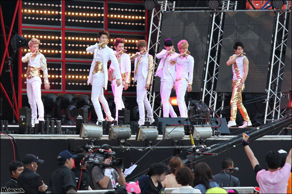 MBC Korean Music Wave in Bangkok 2013