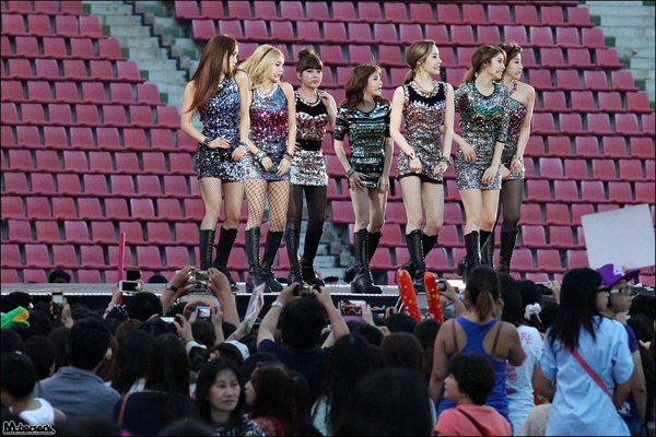 MBC Korean Music Wave in Bangkok 2013