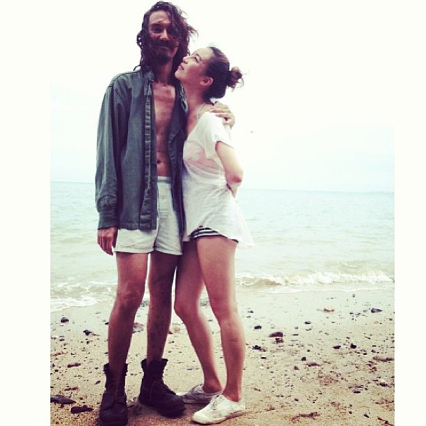 ปีเตอร์ นพชัย ศริส หอวัง ปีเตอร์ นพชัย ศริส หอวัง