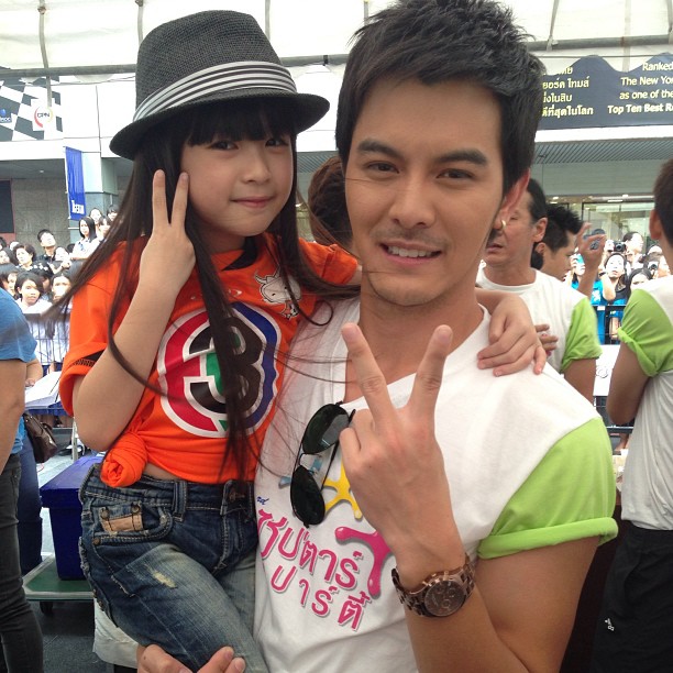 เชน เตชินท์ ปิ่นชาตรี เชน เตชินท์ ปิ่นชาตรี