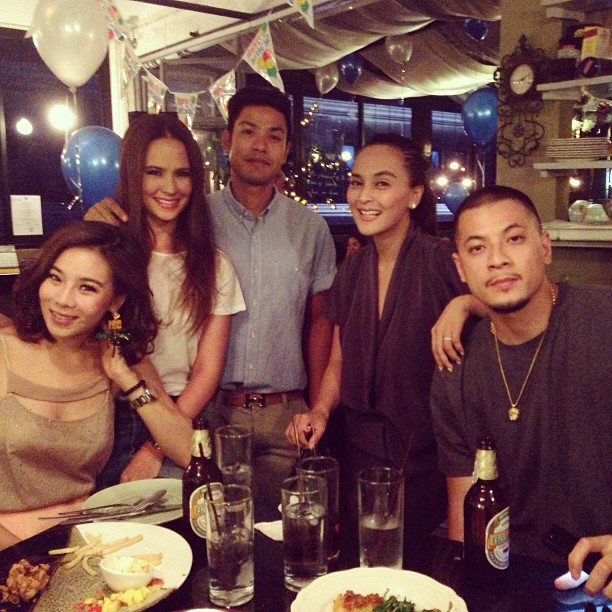 วันเกิด ชาคริต วันเกิด ชาคริต