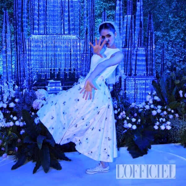ชุดแต่งงานชมพู่ คืนฉลองวิวาห์ รวม 3 ชุด ราคาเหยียบ 10 ล้าน ชุดแต่งงานชมพู่ คืนฉลองวิวาห์ รวม 3 ชุด ราคาเหยียบ 10 ล้าน