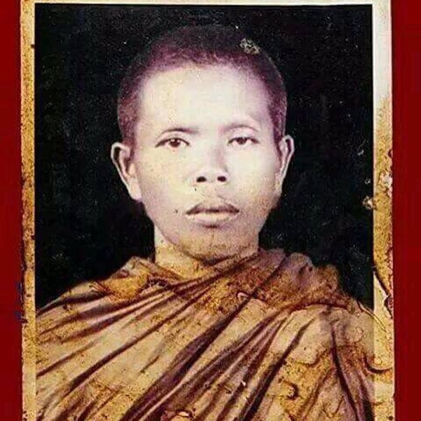 ดาราร่วมโพสต์ไว้อาลัย การจากไปของ หลวงพ่อคูณ ปริสุทโธ ดาราร่วมโพสต์ไว้อาลัย การจากไปของ หลวงพ่อคูณ ปริสุทโธ