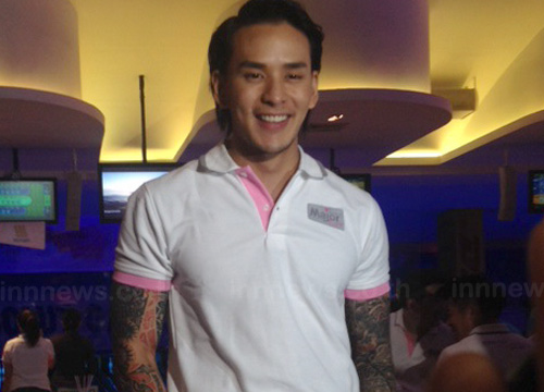 แทค ย้ำชัด แต่งเงาะป่าง้อ ต้นหอม ไม่ได้สร้างกระแส แทค ย้ำชัด แต่งเงาะป่าง้อ ต้นหอม ไม่ได้สร้างกระแส