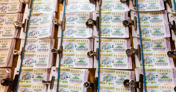 รัฐเตรียมปรับต้นทุนลอตเตอรี่เหลือ 70 บาท แก้ปัญหาราคาแพง รัฐเตรียมปรับต้นทุนลอตเตอรี่เหลือ 70 บาท แก้ปัญหาราคาแพง