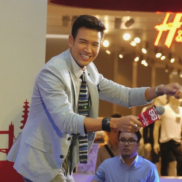 เกรท วรินทร รับแลกไลน์ น้ำเพชร แค่ตามมารยาท ไม่ได้จีบ เกรท วรินทร รับแลกไลน์ น้ำเพชร แค่ตามมารยาท ไม่ได้จีบ