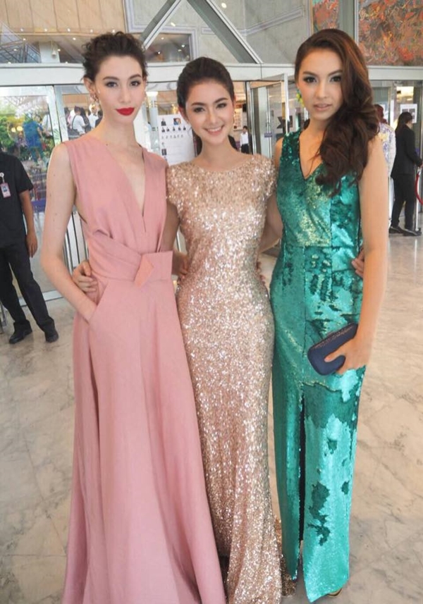 นนนี่ ณัฐชา เจกะ ดาวรุ่งดวงใหม่มาแรง ผู้มีใบหน้าคล้าย ใหม่ ดาวิกา นนนี่ ณัฐชา เจกะ ดาวรุ่งดวงใหม่มาแรง ผู้มีใบหน้าคล้าย ใหม่ ดาวิกา