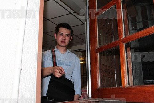 โจรงัดบ้าน ร็อคกี้ สุรบดินทร์ สมบัติเจริญ ซ.ลาดพร้าว 71 โจรงัดบ้าน ร็อคกี้ สุรบดินทร์ สมบัติเจริญ ซ.ลาดพร้าว 71