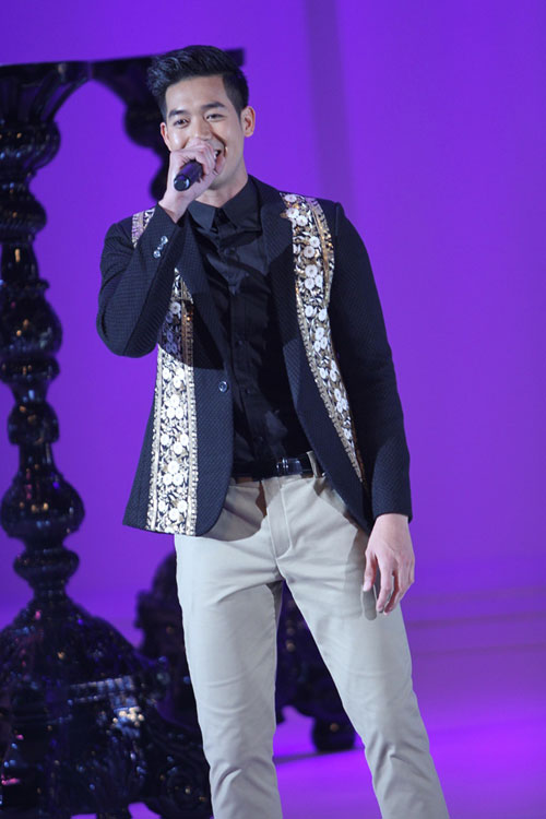 น้องเบนซ์ วิลาสินี อายุ 15 ปี คว้าไทยซูเปอร์โมเดล 2014 น้องเบนซ์ วิลาสินี อายุ 15 ปี คว้าไทยซูเปอร์โมเดล 2014