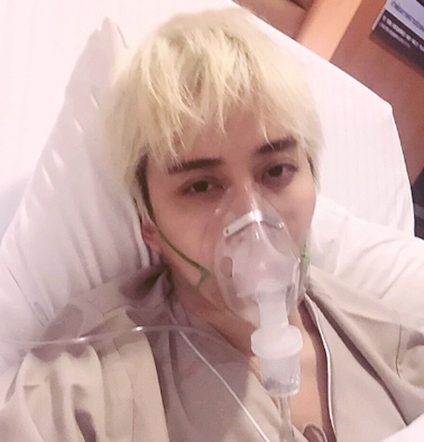 ไมค์ พิรัชต์ หอบหืดกำเริบกลางงานช่อง 3 หามส่งโรงพยาบาล ล่าสุดปลอดภัยแล้ว ไมค์ พิรัชต์ หอบหืดกำเริบกลางงานช่อง 3 หามส่งโรงพยาบาล ล่าสุดปลอดภัยแล้ว