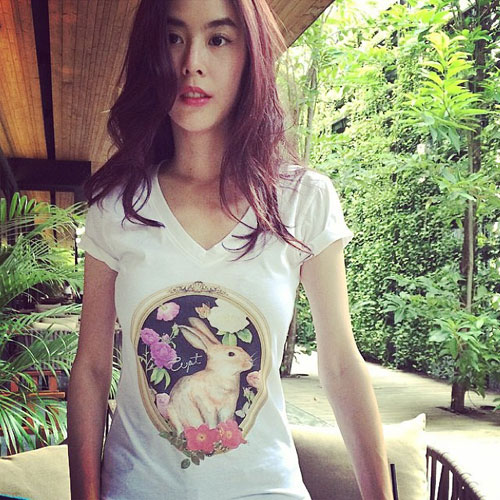 พีค ควงหนุ่มปริศนาดินเนอร์ คนลือมือที่ 3 เหตุเลิก เต๋อ หรือไม่ ? พีค ควงหนุ่มปริศนาดินเนอร์ คนลือมือที่ 3 เหตุเลิก เต๋อ หรือไม่ ?