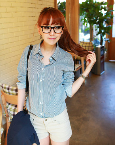 เสื้อผ้าแฟชั่น