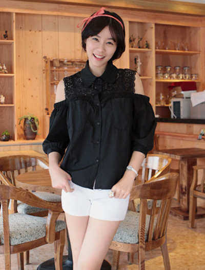 เสื้อผ้าแฟชั่น