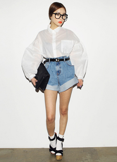 เสื้อผ้าแฟชั่น