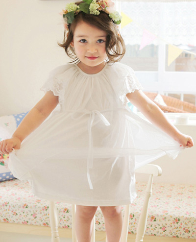 ชุดเดรสเด็ก