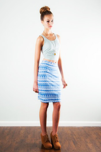 เสื้อเอวลอย