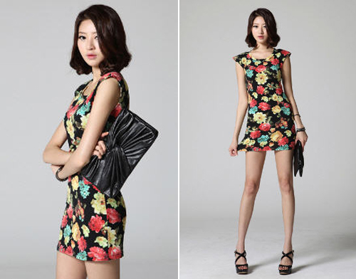 ชุดเดรสลายดอก