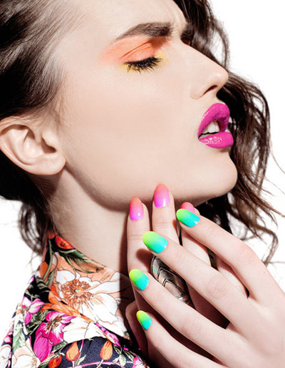 สติ๊กเกอร์ติดเล็บ