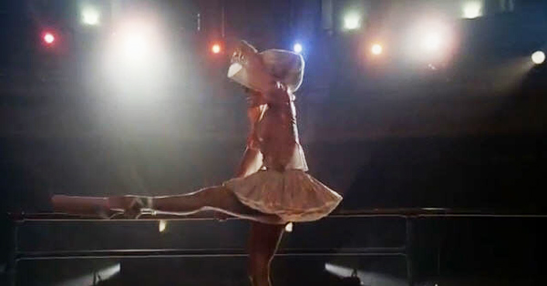 รองเท้าเลดี้กาก้า