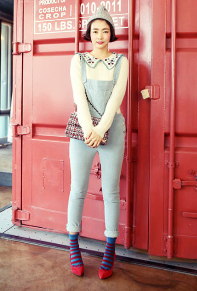 ชุดเอี๊ยม