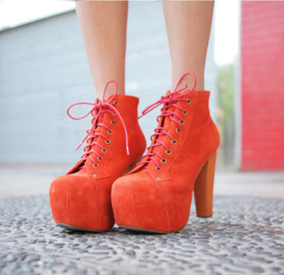 รองเท้าส้นสูง