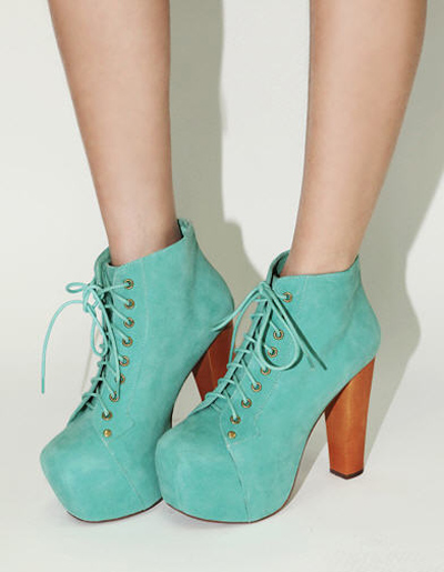 รองเท้าส้นสูง