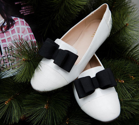 รองเท้าสำหรับนักศึกษา รองเท้าสำหรับนักศึกษา