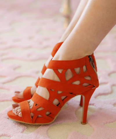 รองเท้าส้นสูง