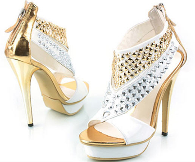 รองเท้าส้นสูง