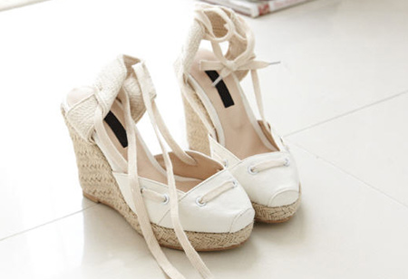 รองเท้าสำหรับนักศึกษา รองเท้าสำหรับนักศึกษา