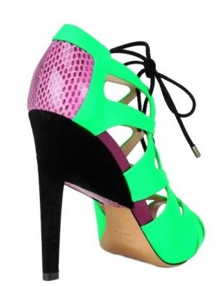 รองเท้า