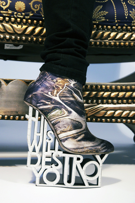 รองเท้า