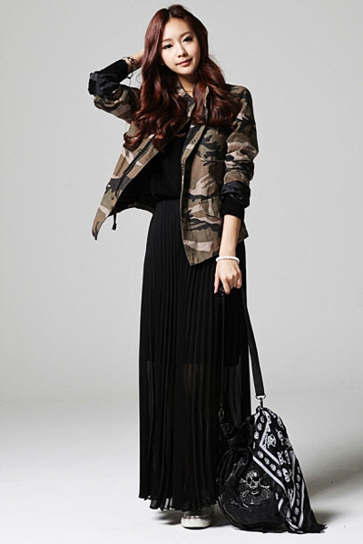 กระโปรงพลีทยาว