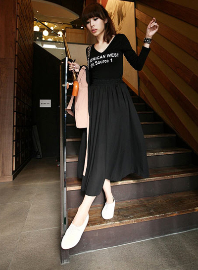 กระโปรงพลีทยาว