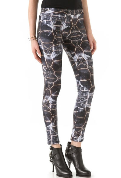 เลกกิ้ง