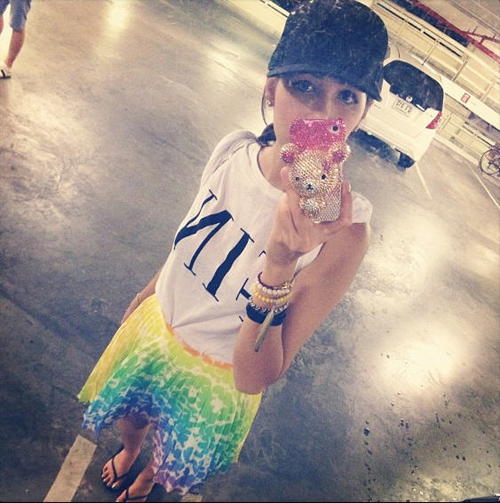 ชมพู่ อารยา