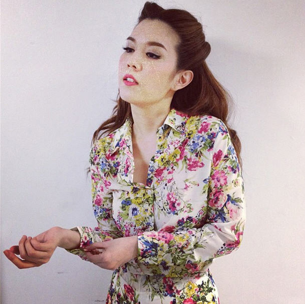 เมย์ เฟื่องอารมย์