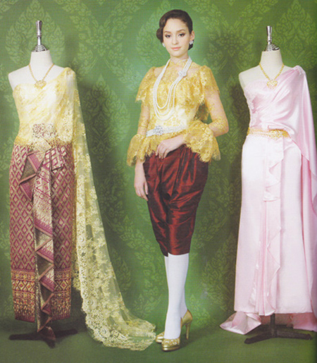 ชุดแต่งงานแบบไทย