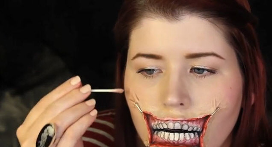 แต่งหน้าสาวปากฉีก แต่งหน้าสาวปากฉีก