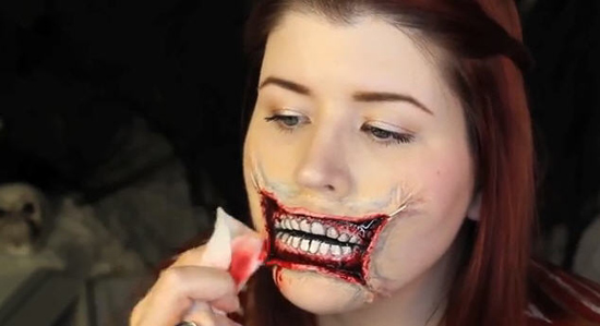 แต่งหน้าสาวปากฉีก แต่งหน้าสาวปากฉีก