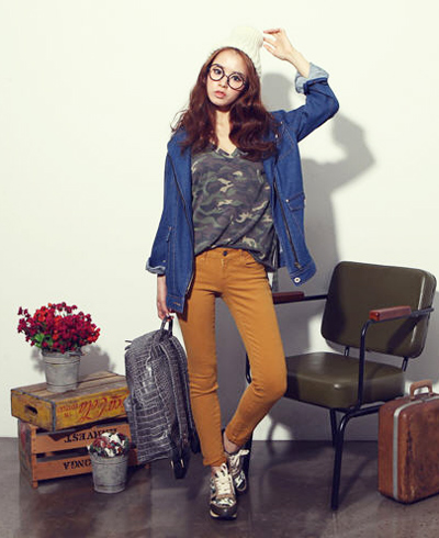 เสื้อยืดคอวีผู้หญิง เสื้อยืดคอวีผู้หญิง