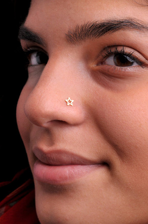 เจาะจมูก เจาะจมูก