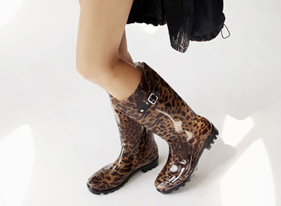 รองเท้ายาง รองเท้ายาง