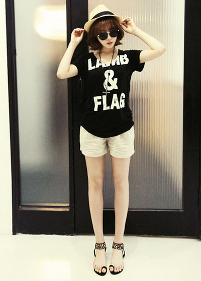 เสื้อยืดคอวีผู้หญิง เสื้อยืดคอวีผู้หญิง